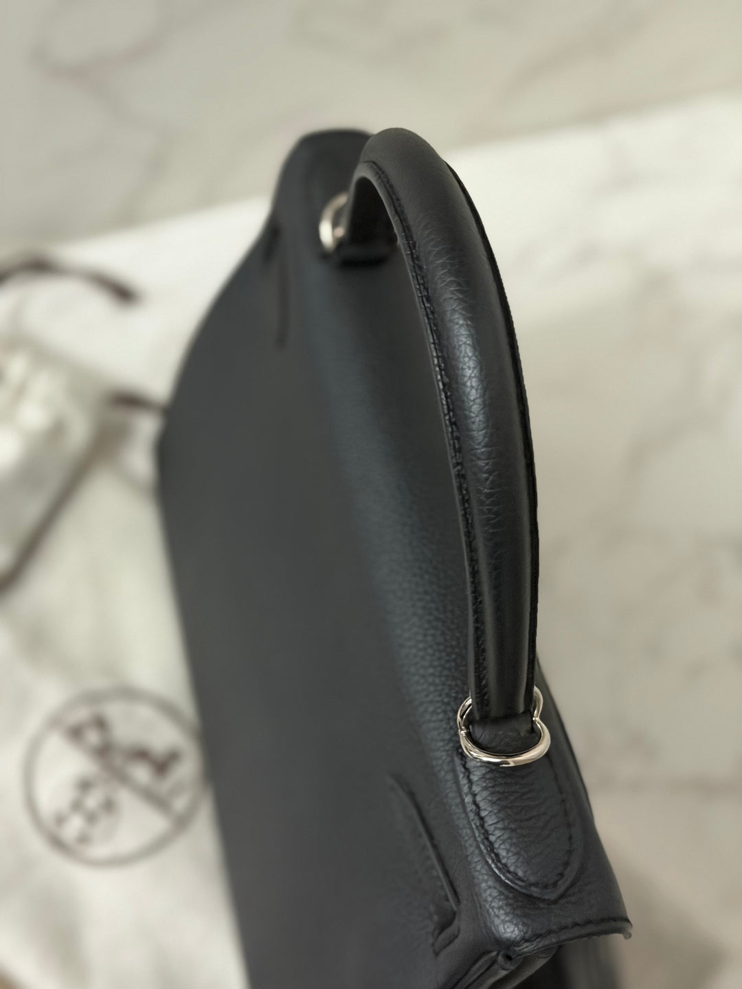 HERMES Noir Black Togo Leather with Palladium Hardware Kelly 28 Retourne Bag Stamp R 2014