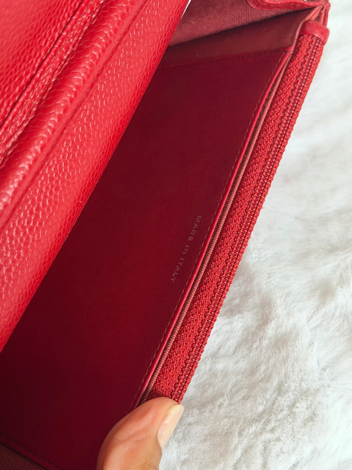CHANEL series 19 Red Caviar Classic Wallet on chain (WOC) SHW 2014/2015