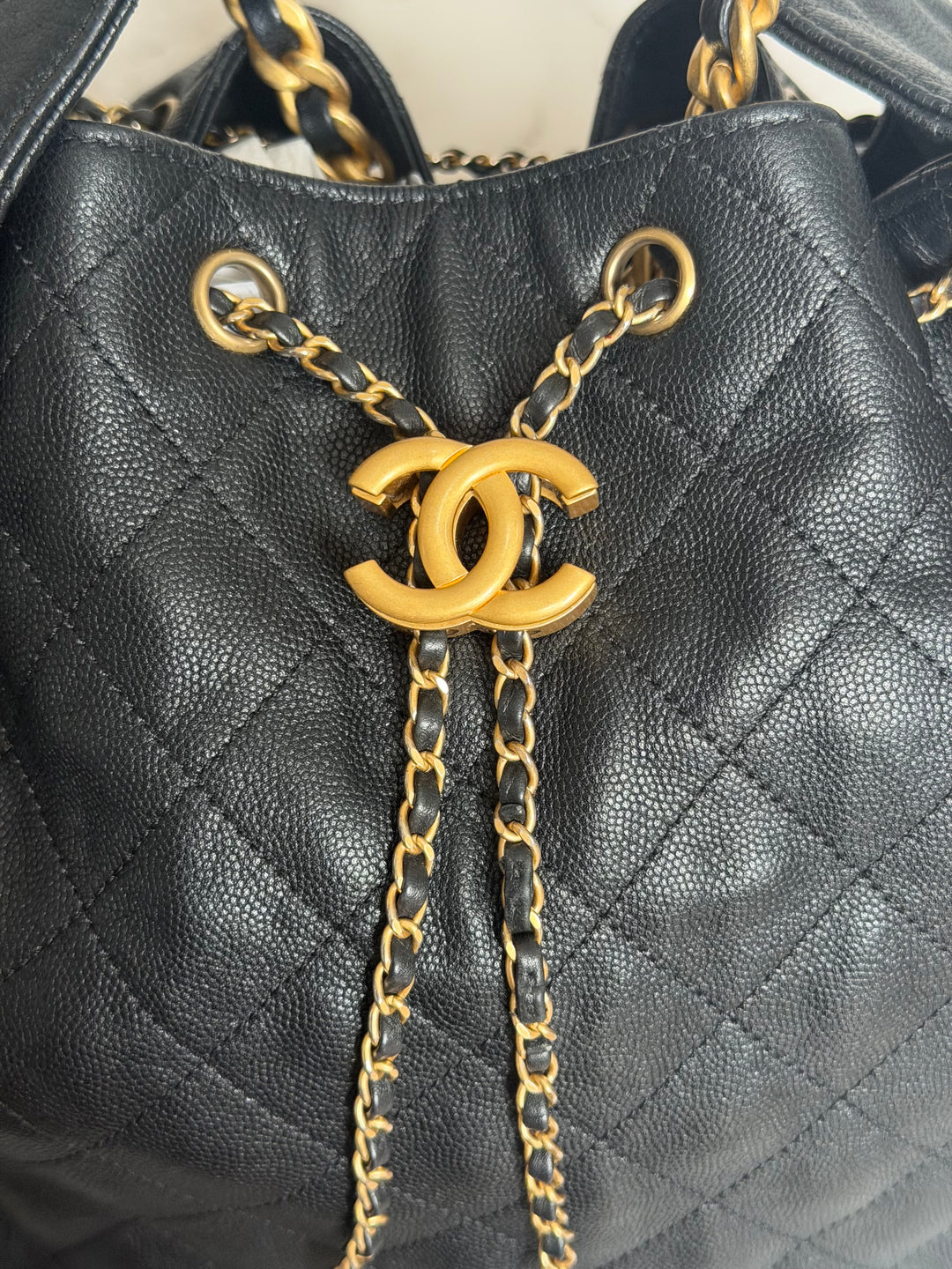 CHANEL Black Caviar aged GHW 25 Hobo Bag size Medium with detachable pouch 2025
