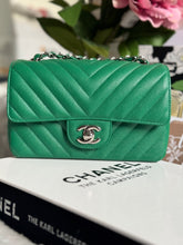 Load image into Gallery viewer, Chanel series 24 (2017) Green Caviar SHW Chevron Mini Rectangular Flap Bag
