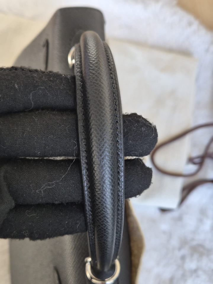 WA/Email to Purchase only- HERMÈS Kelly 25 Sellier Epsom Black 89/Noir 89 PHW Palladium Hardware 2024 W- unused