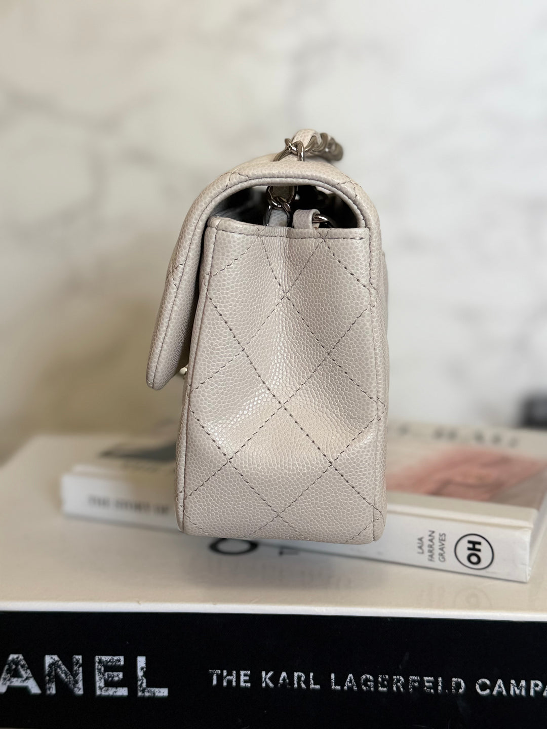 CHANEL 18B series 26 Ivory Caviar SHW Mini Rectangular Flap Bag 2018