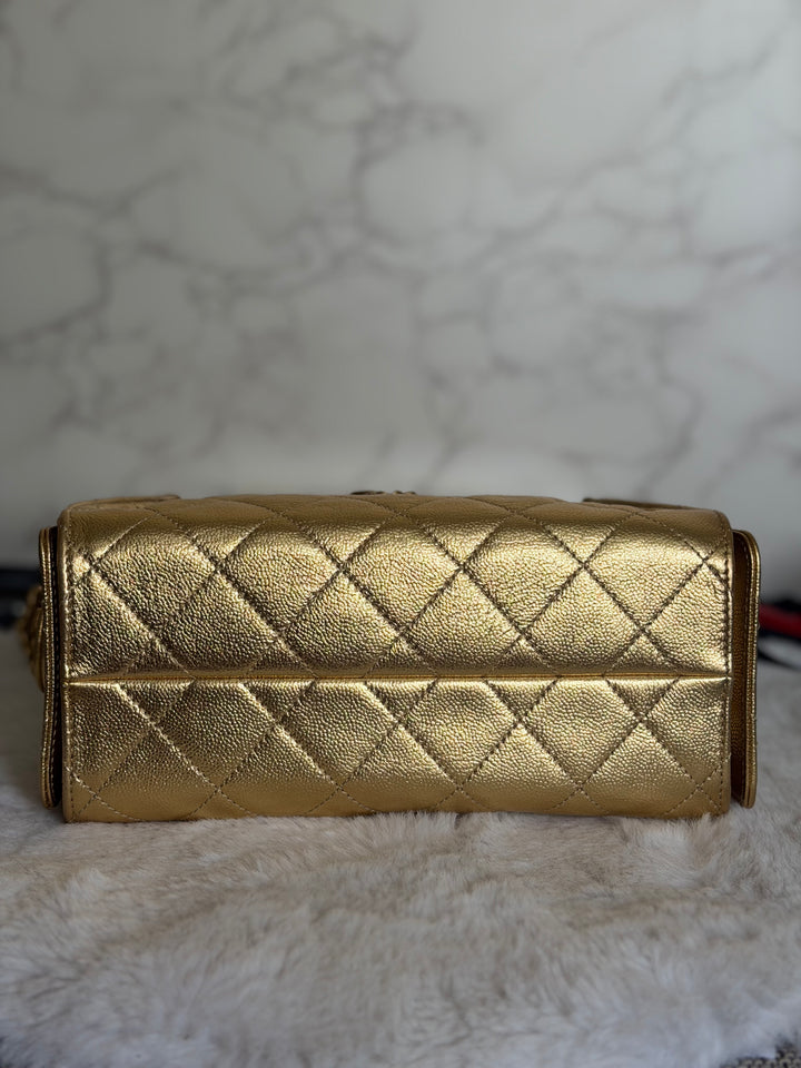 CHANEL 26C Gold Caviar Mini 25 Hobo Bag with Aged GHW 2026
