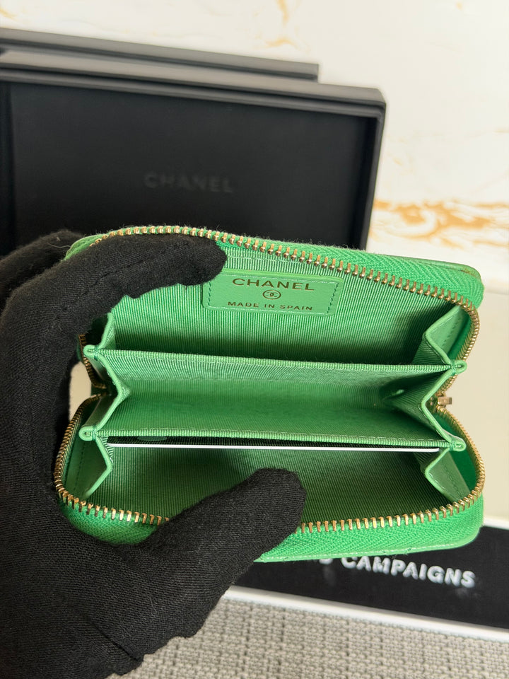 CHANEL 21P series 31 Green Caviar LGHW Zippy Coin Purse