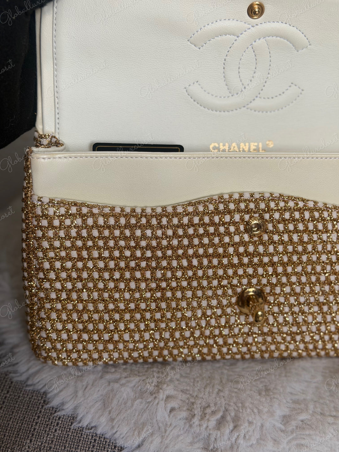 CHANEL series 17 Beige/Ivory Gold Tweed Medium ML Timeless Classic Double Flap Bag 2012 with LGHW