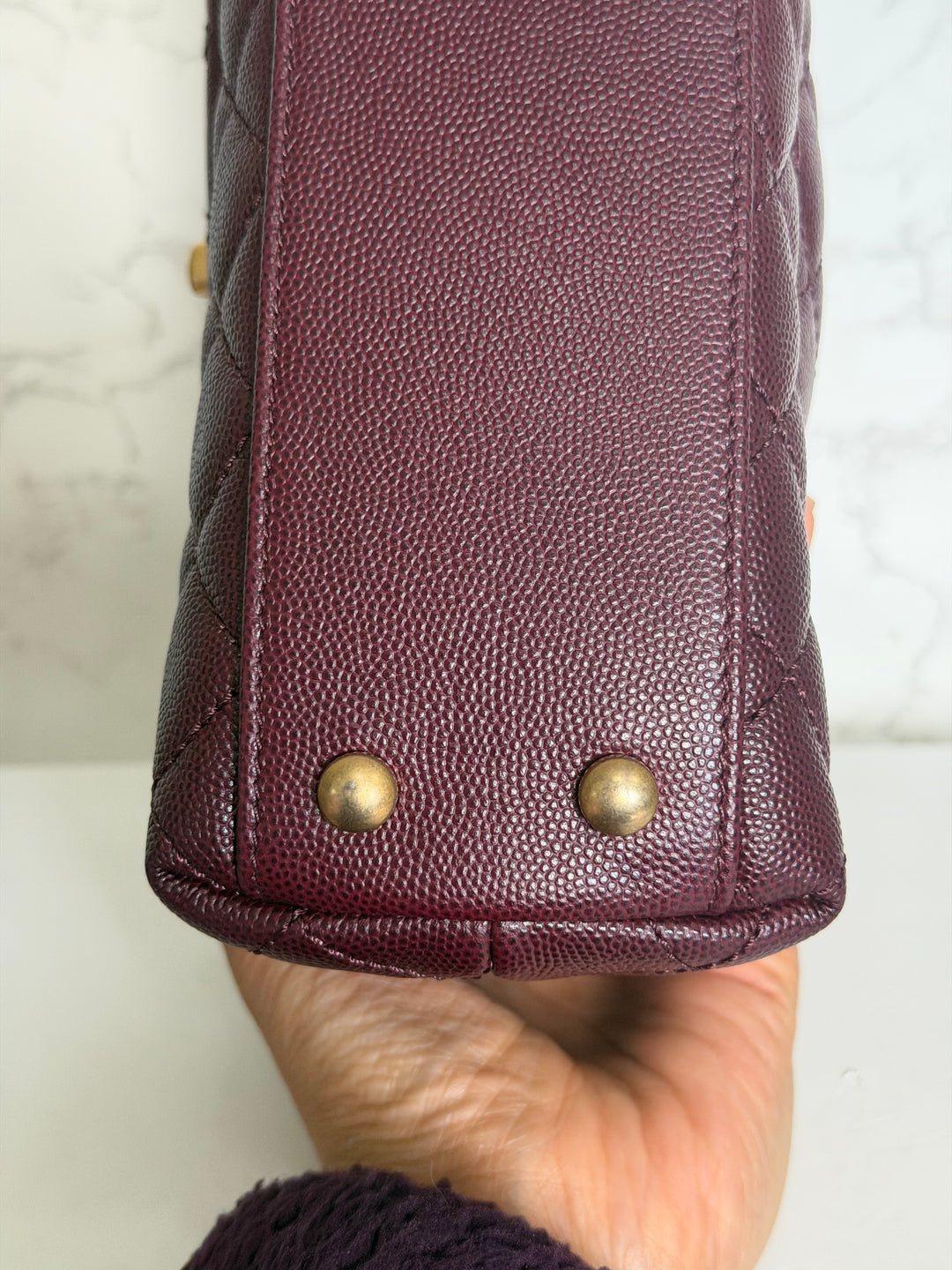 CHANEL series 26 Burgundy Caviar Aged GHW Coco Handle Flap Bag size SMALL with Pink sea snake handle 2018