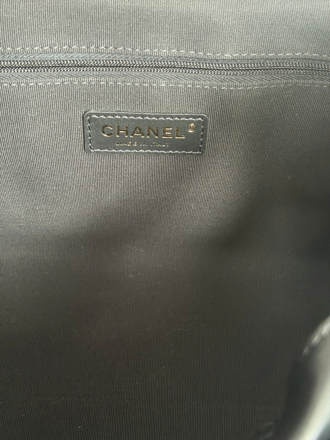 CHANEL 25A Black Calf Skin aged GHW Hobo Shopping Bag size Small 2025