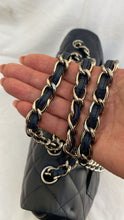 Load image into Gallery viewer, CHANEL Series 13 Navy Lambskin SHW Single Flap Jumbo Classic Bag

