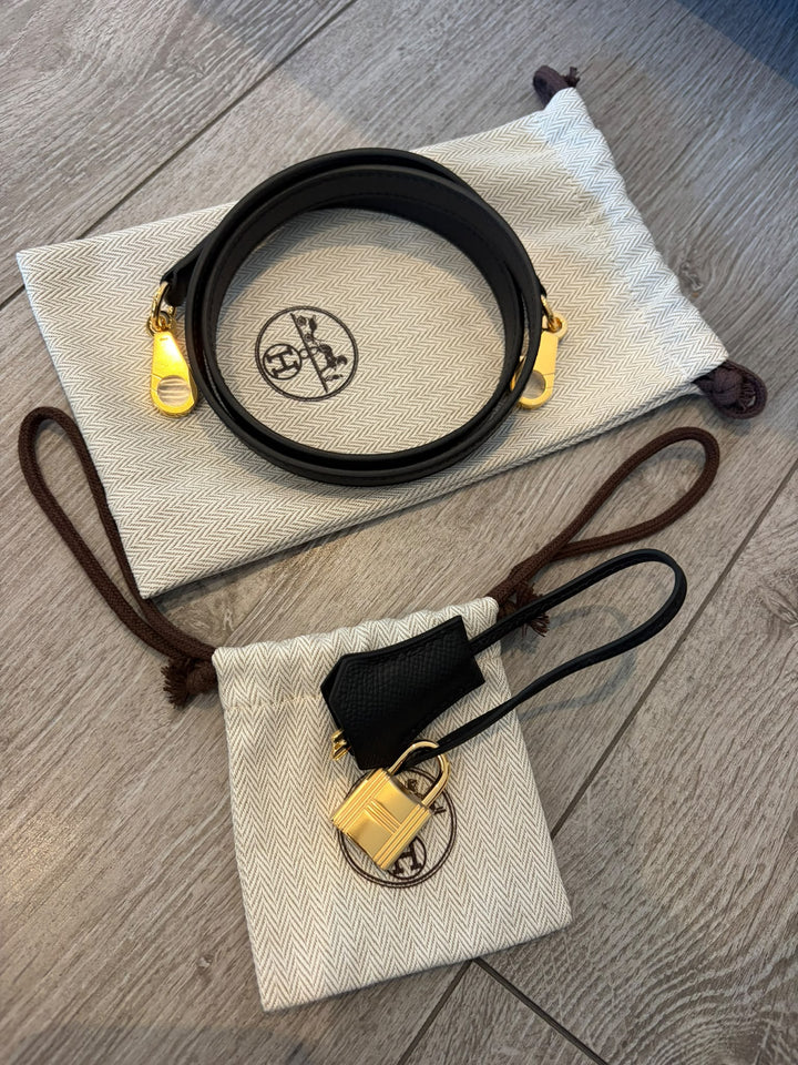 WA/Email to Purchase only- HERMÈS Kelly 28 Black 89/Noir 89 Epsom Sellier GHW Stamp G 2026