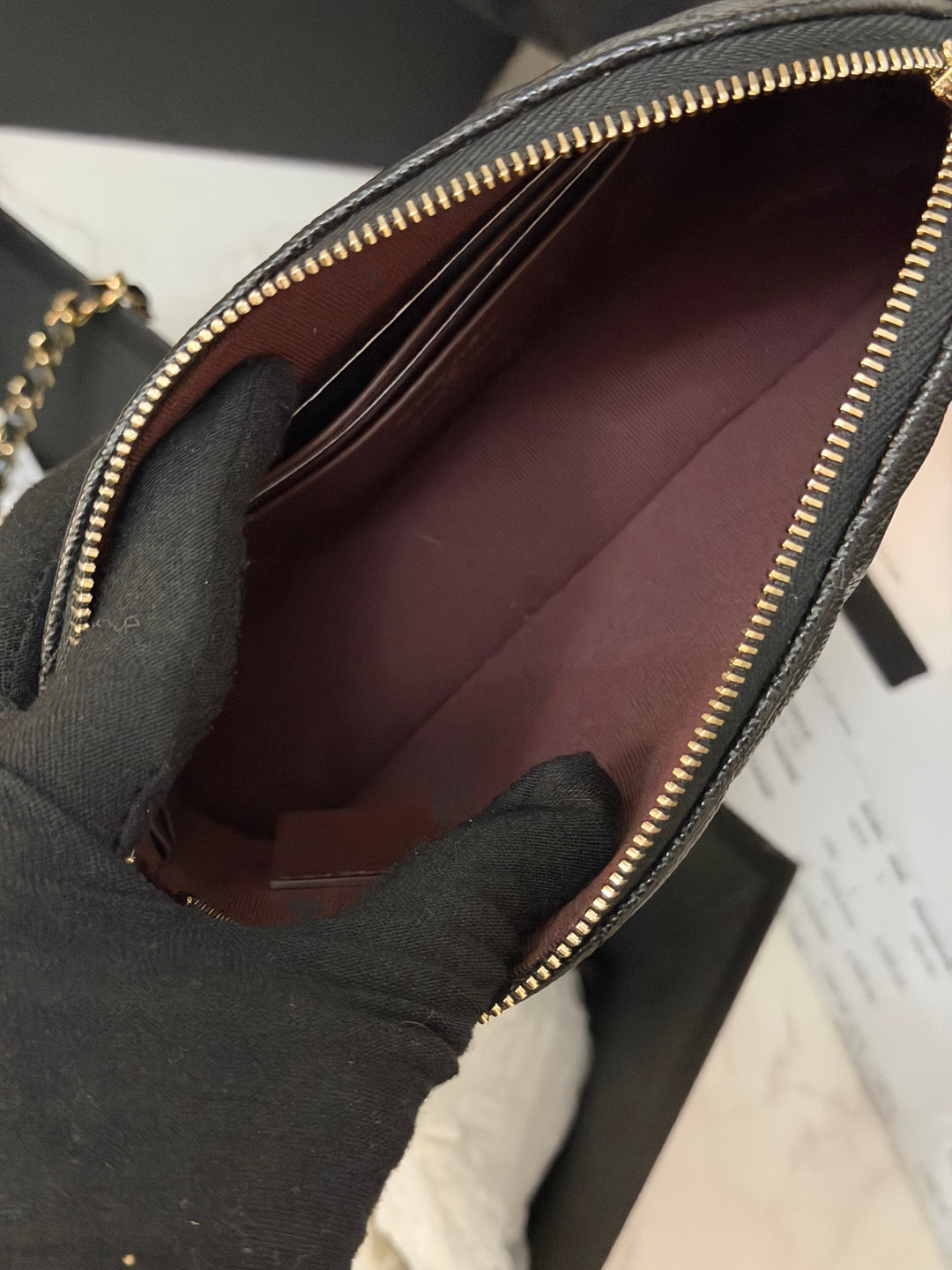 CHANEL Black caviar LGHW Vanity Bag with Chain