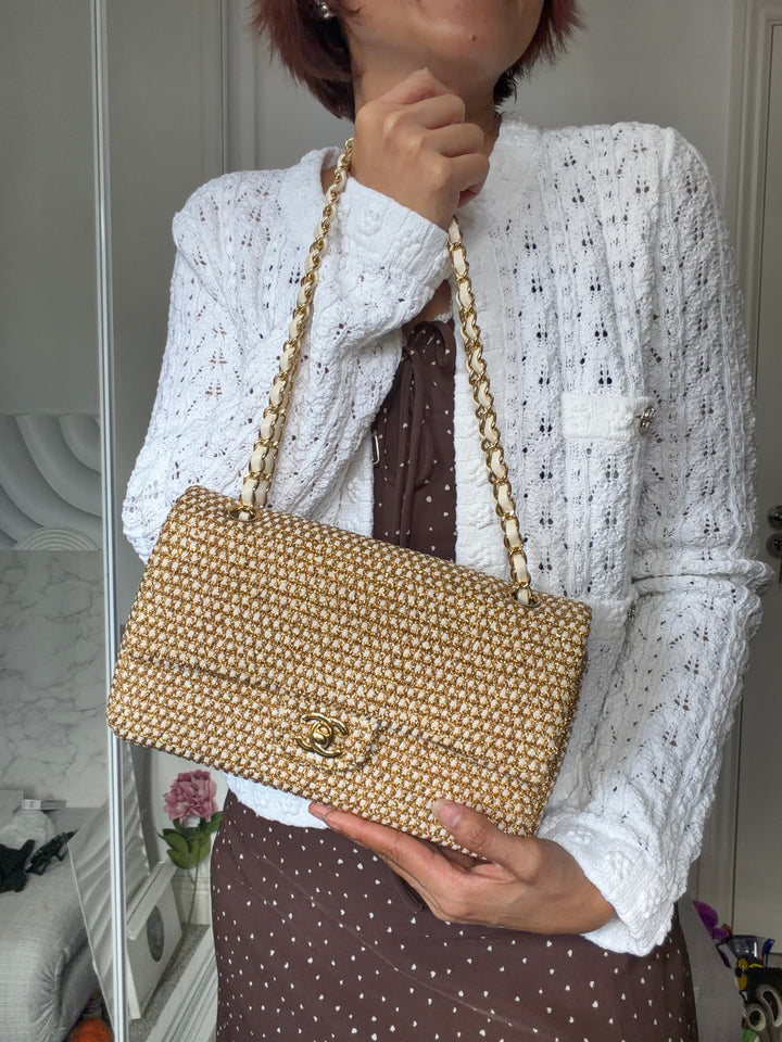 CHANEL series 17 Beige/Ivory Gold Tweed Medium ML Timeless Classic Double Flap Bag 2012 with LGHW