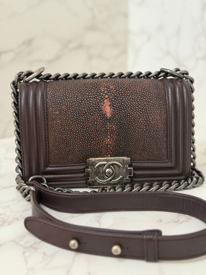 Chanel series 21 2015 Burgundy Lambskin Stingray SMALL Le Boy Flap Bag with Ruthenium HW