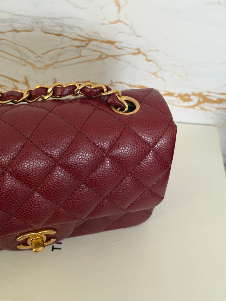 CHANEL series 21 15B collection Burgundy Caviar GHW Mini Rectangular Flap Bag 2015 RARE
