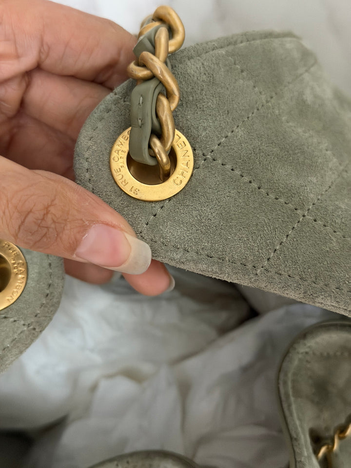 CHANEL 25C 2025 Khaki Suede Aged GHW 25 Hobo Bag size Medium