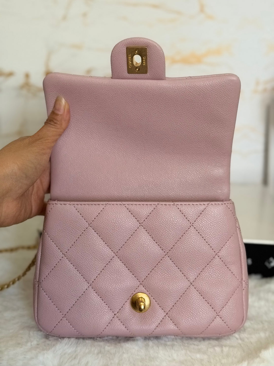 CHANEL 24P Muted Mauve Pink Caviar Heart Adjustable Chain Flap Bag with aged GHW 2024