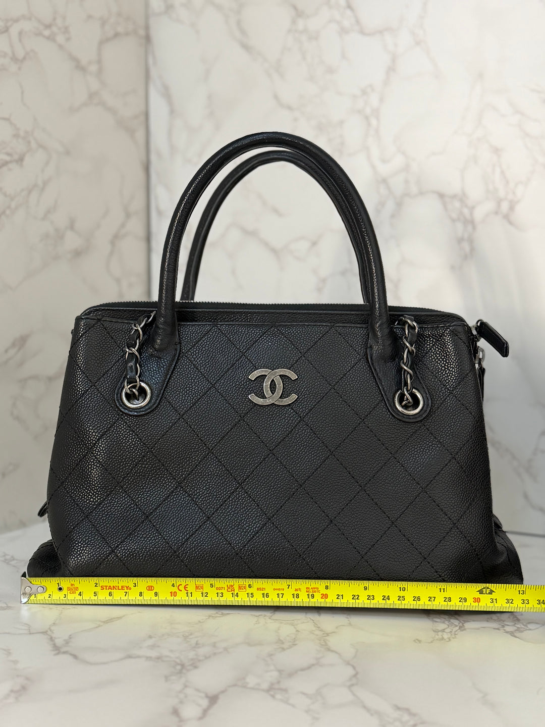 CHANEL series 23 Black Caviar Ruthenium HW Tote Bag with Shoulder Chain strap