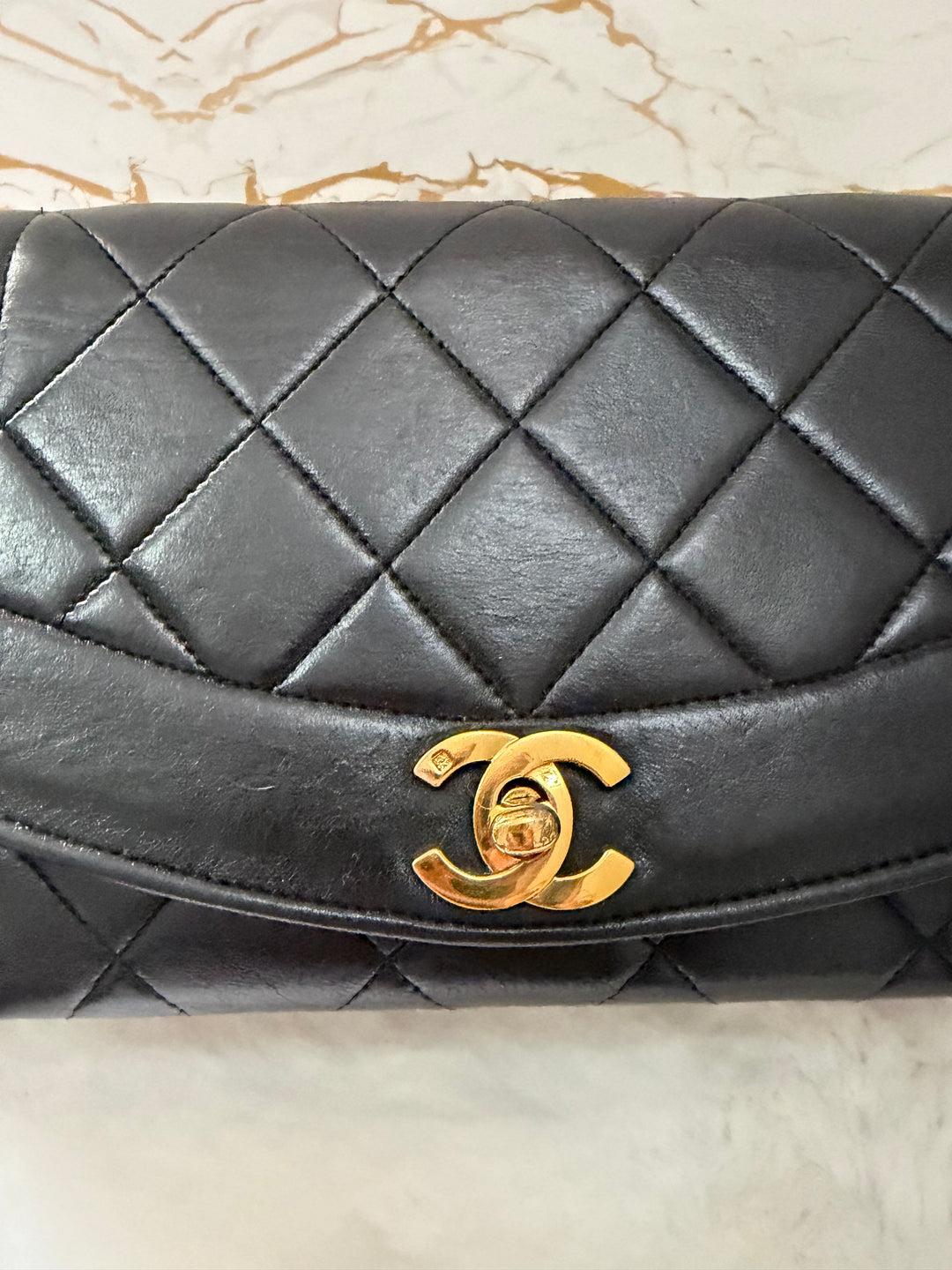 CHANEL Vintage series 2 24k GHW Hardware Diana Flap Bag size SMALL 1991-1994