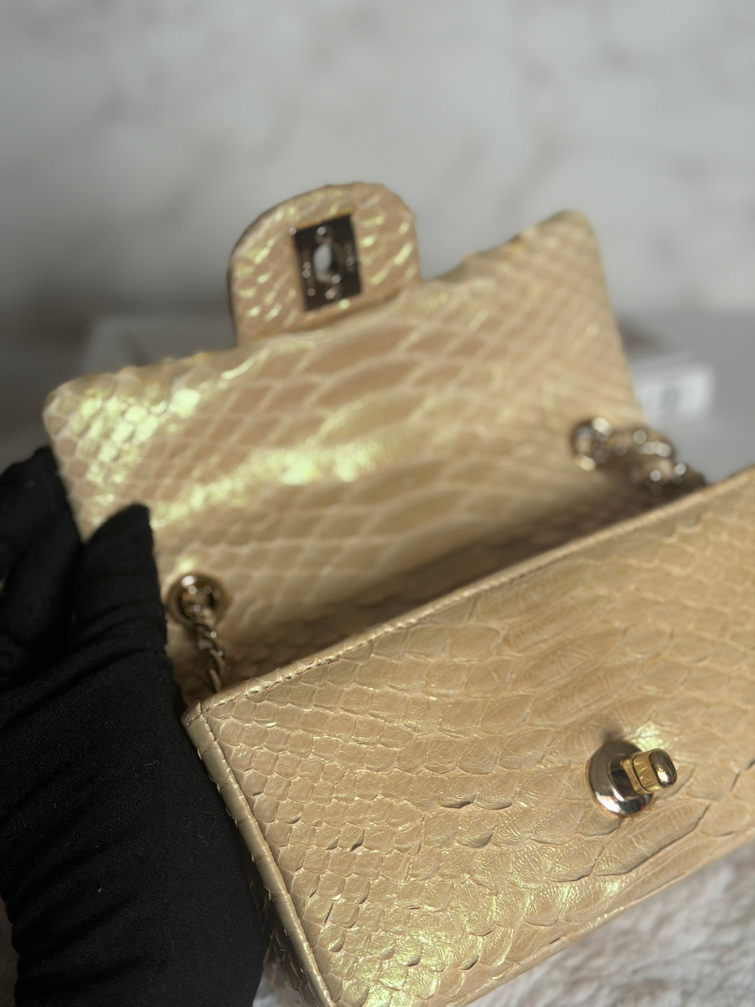 CHANEL series 20 Iridescent Ivory Llizard Exotic skin Extra Mini Rectangular Flap Bag LGHW