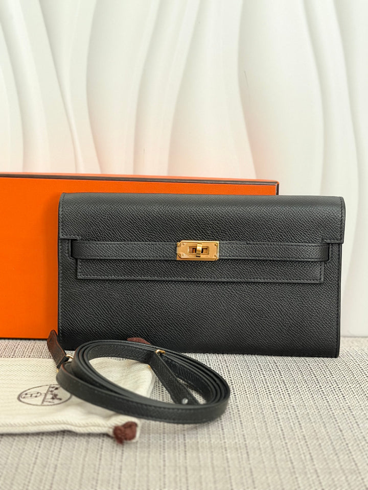 HERMES Noir Black Epsom Leather GHW Kelly To Go Stamp Z 2021
