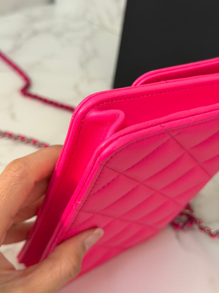 CHANEL 24C 2023/2024 Bright Hot Pink Ombré Hardware Square Wallet on Chain (WOC)