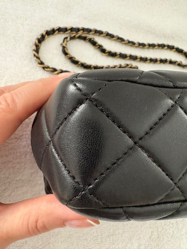 CHANEL series 20 Black Lambskin Anyique GHW Mini Flap Bag Seasonal Minaudières 2014 Limited Runway “meat package” collection