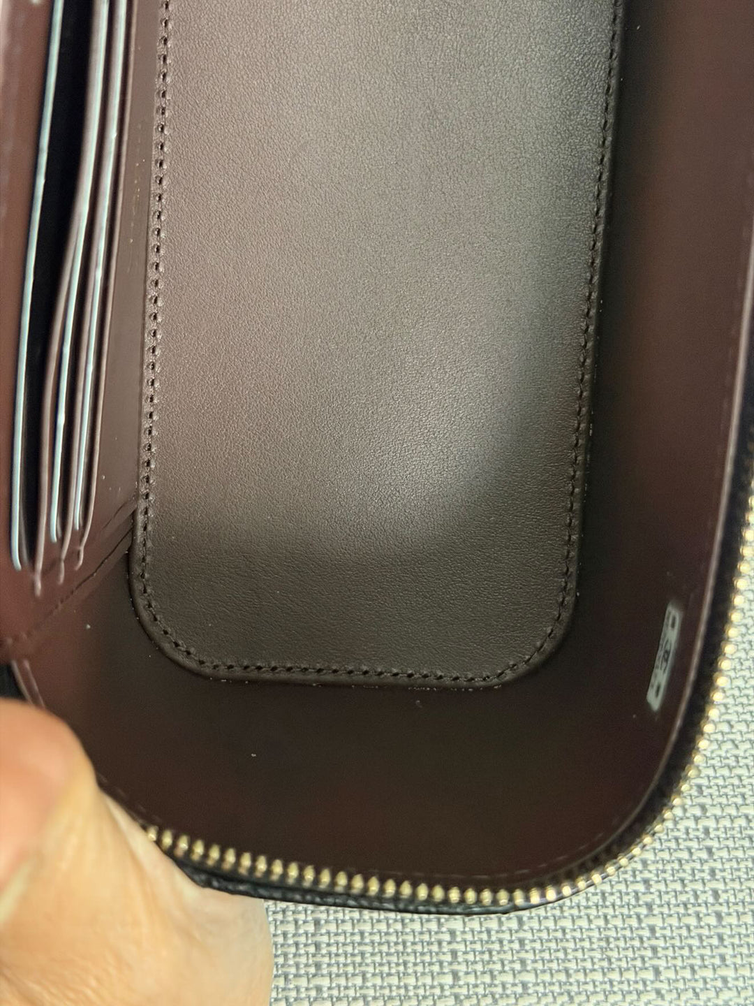 CHANEL Black Caviar LGHW Small Vanity with chain