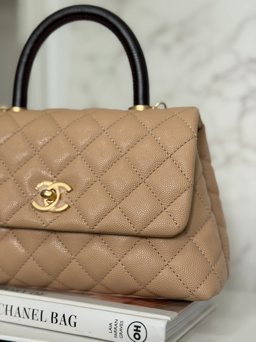 CHANEL series 29 Beige Caviar Aged GHW Deep burgundy Lizard Handle Coco Handle size Small 2019/2020