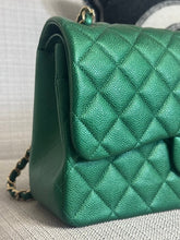 Load image into Gallery viewer, Chanel series 25 18S 2018 Spring/Summer Collection Pearly Emerald Green Caviar Champagne GHW Jumbo Timeless Classic Double Flap Bag
