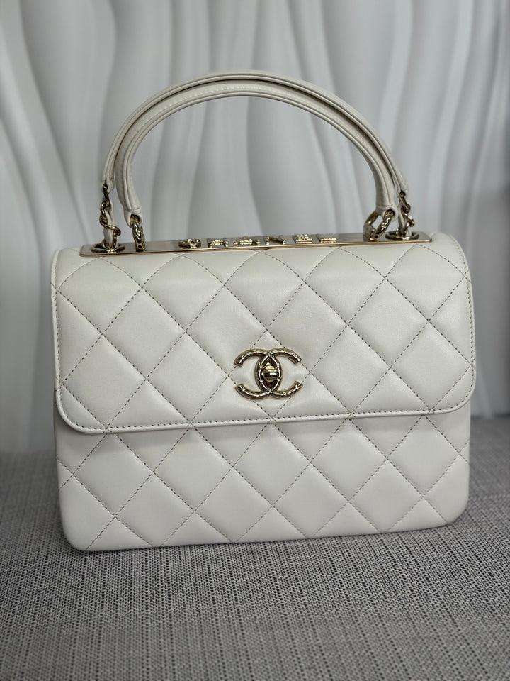 CHANEL 23S collection 2023 White Lambskin LGHW Trendy CC Flap Bag size Small with raised CHANEL Engraved Plate Top Handle