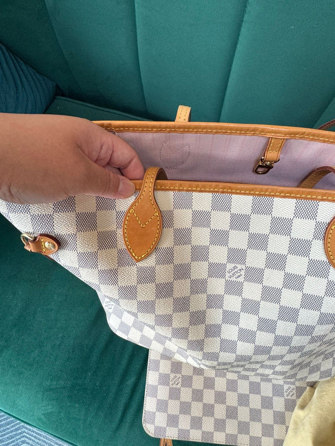 LOUIS VUITTON Neverfull MM Tote Bag in Damier Azur with Rose Ballerine lining