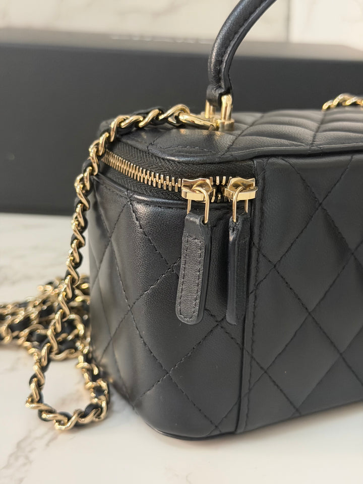 CHANEL series 31 Black Lambskin LGHW Small Vanity Case with Chain and Leather Top Handle