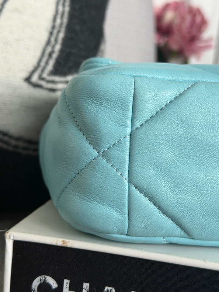CHANEL 21S series 31 Blue Lambskin 19 Flap Bag size SMALL 2021