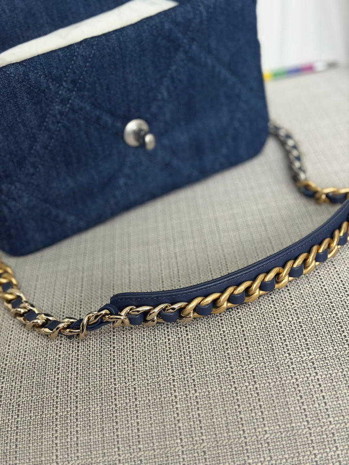 CHANEL 19 size Small Dark Denim SHW Flap Bag with Top Handle