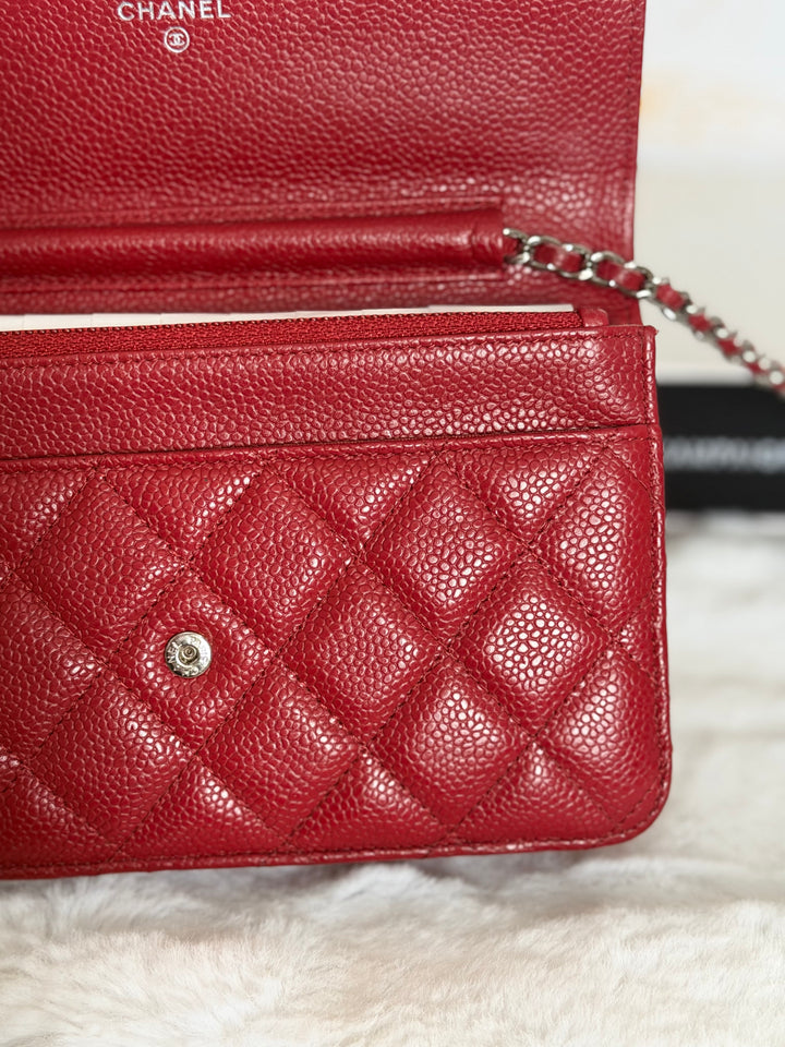 CHANEL series 19 Red Caviar Classic Wallet on chain (WOC) SHW 2014/2015
