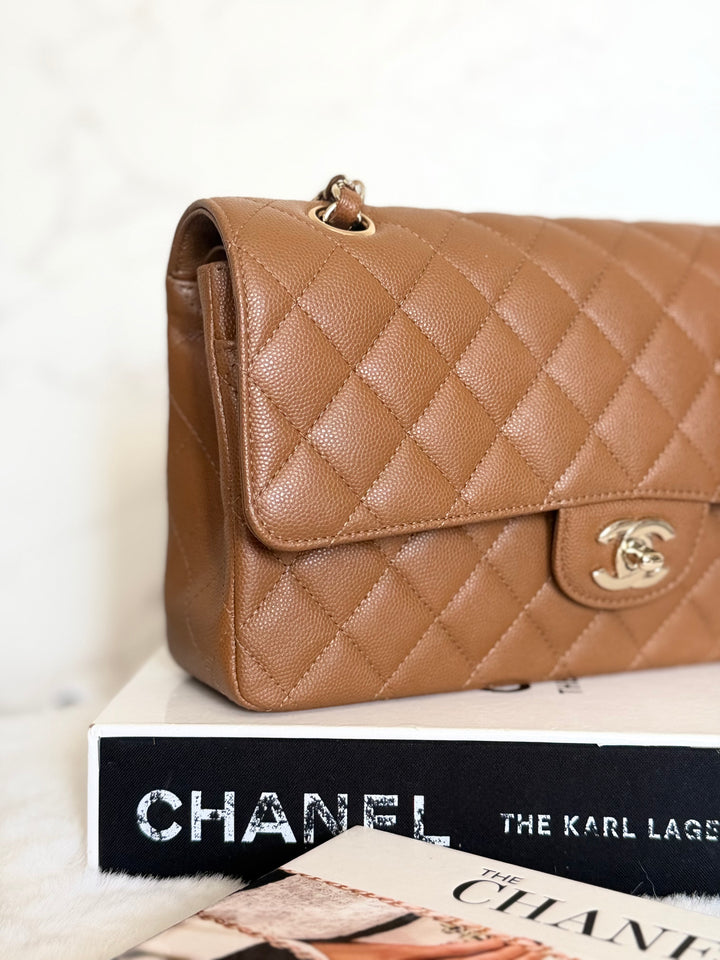 CHANEL 17C Brown Caramel Caviar LGHW Medium ML Timeless Classic Double Flap Bag 2016/2017