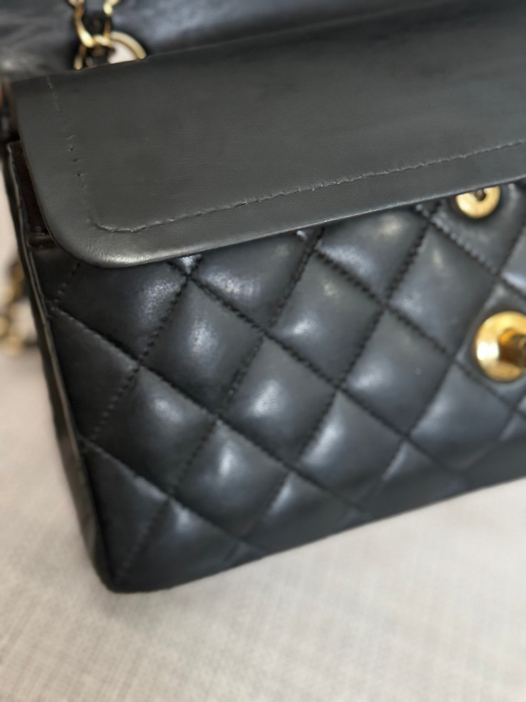 CHANEL series 11 Black Lambskin 24K GHW Vintage Small classic double flap bag 2007/2008