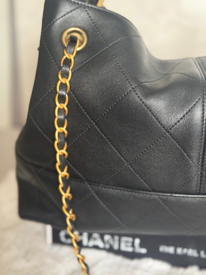 CHANEL 25A Black Calf Skin aged GHW Hobo Shopping Bag size Small 2025