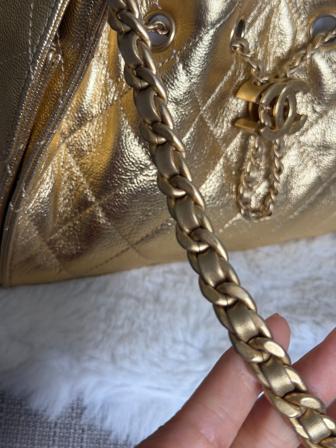 CHANEL 26C Gold Caviar Mini 25 Hobo Bag with Aged GHW 2026
