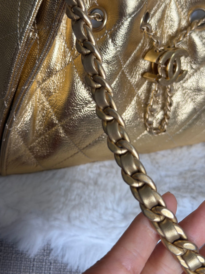 CHANEL 26C Gold Caviar Mini 25 Hobo Bag with Aged GHW 2026