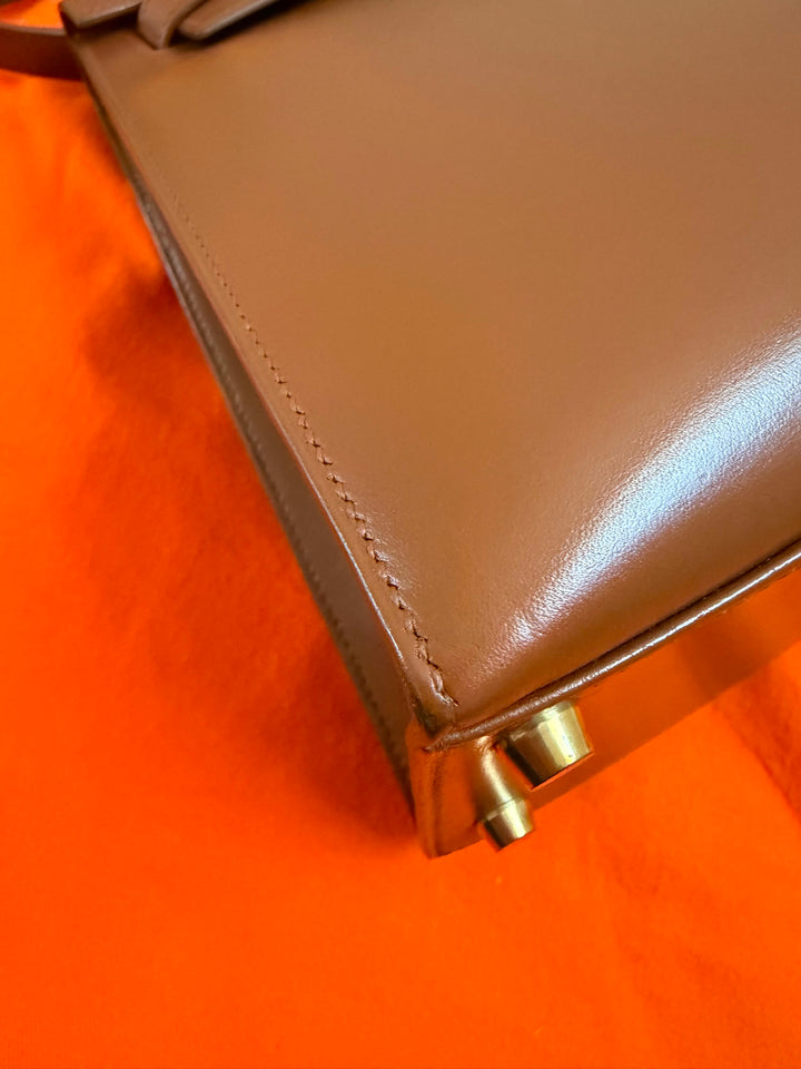 HERMÈS Kelly 32 Noisette Box leather GHW Stamp F in sq 2002 RARE