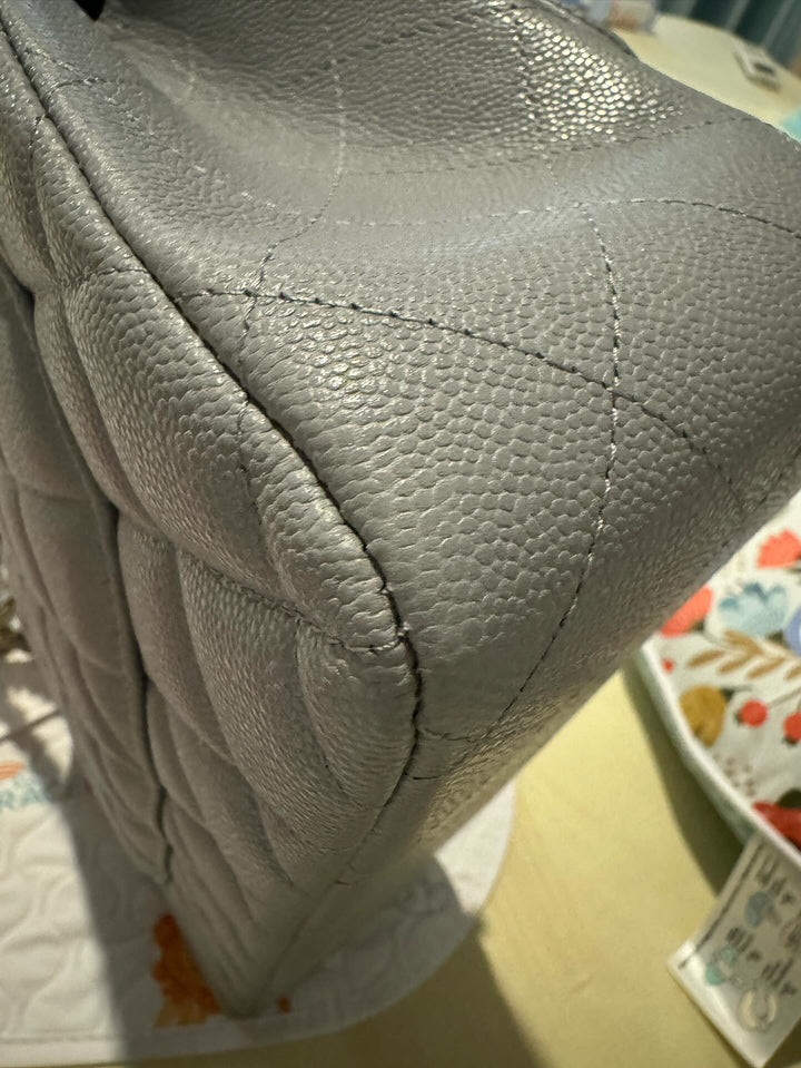 Chanel Grey Caviar LGHW Jumbo Timeless Classic Double Flap Bag (NQ335 23B Grey)