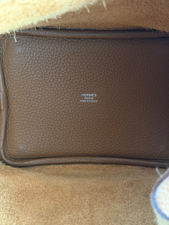 HERMES Picotin 18 Lock Bag in Gold Cle Leather PHW Stamp U 2022