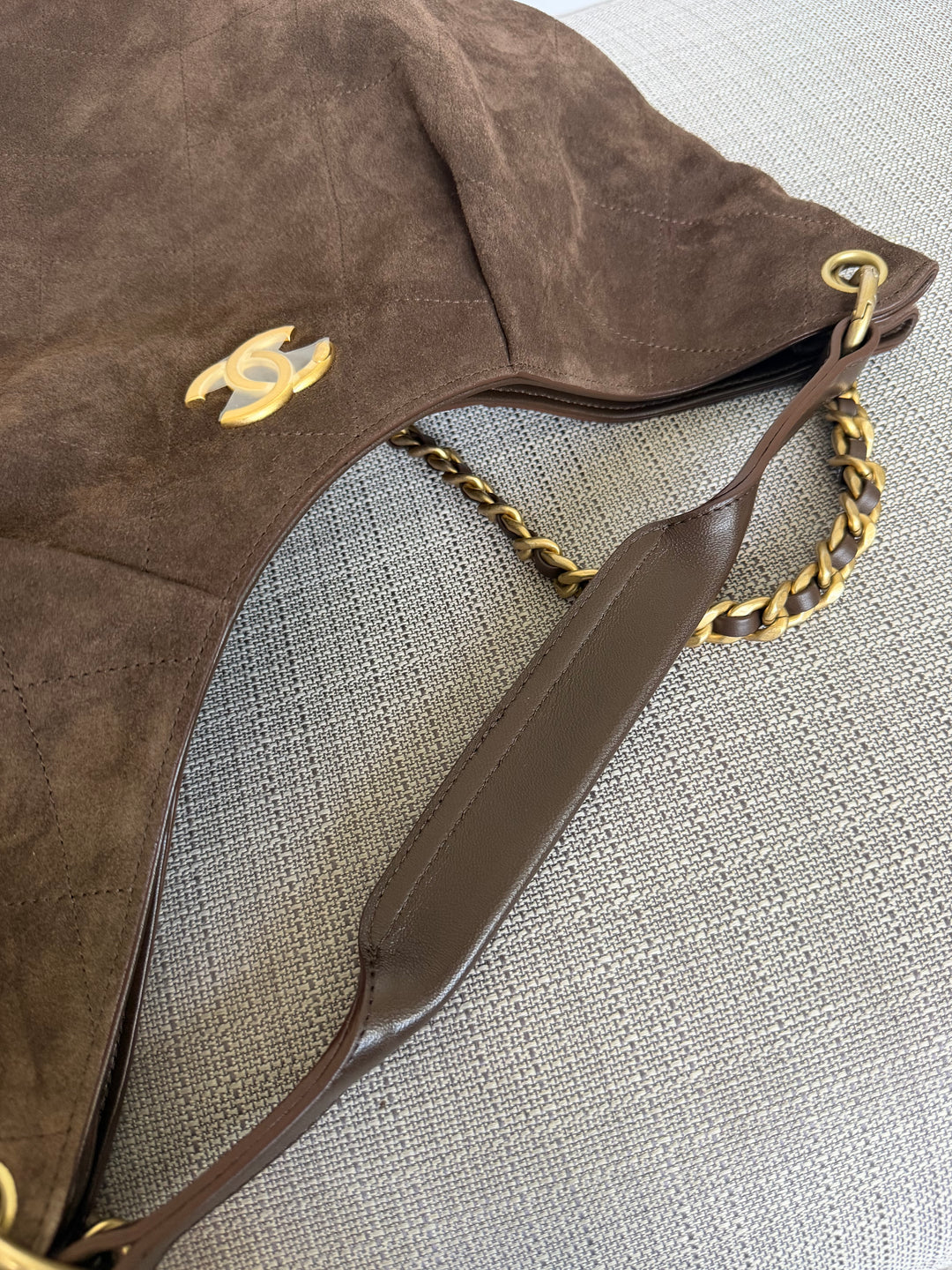 CHANEL 26C Brown Suede Maxi Hobo Bag 2026