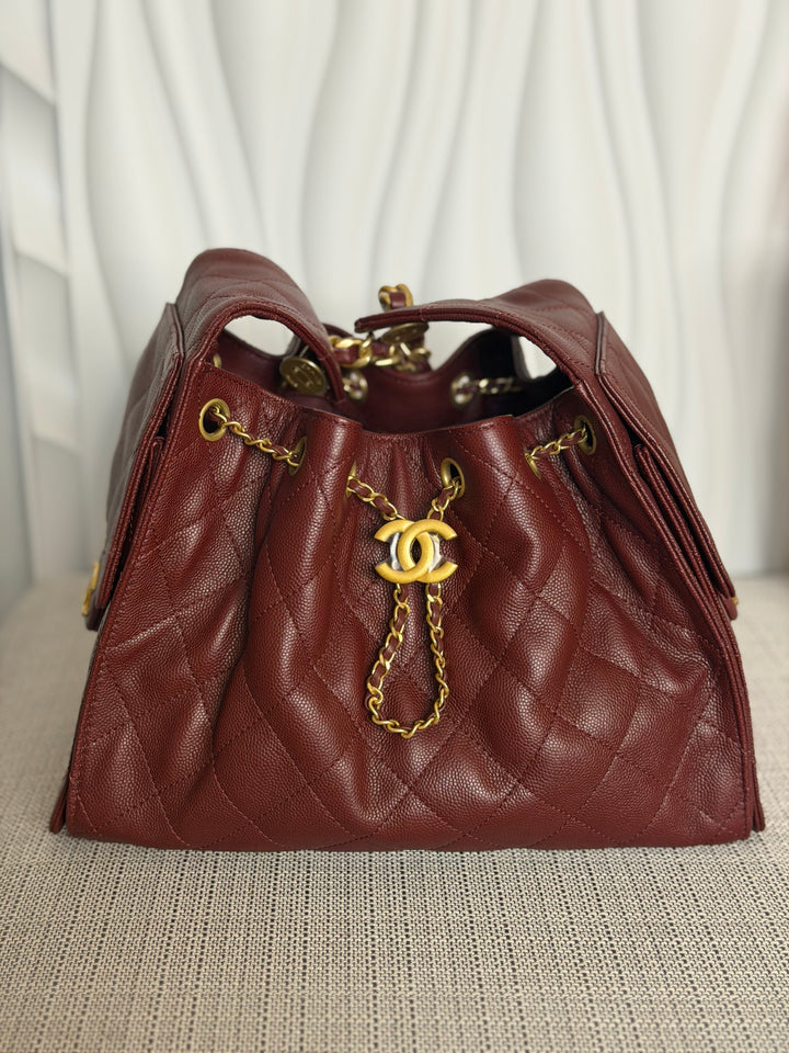 CHANEL 25A Burgundy Caviar Aged GHW 25 Hobo Bag Size SMALL