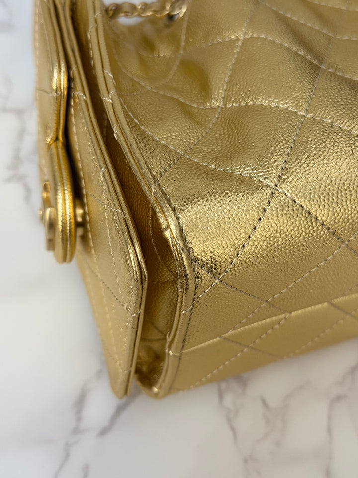 CHANEL 26C collection Gold caviar Aged GHW Mini 25 Hobo Bag