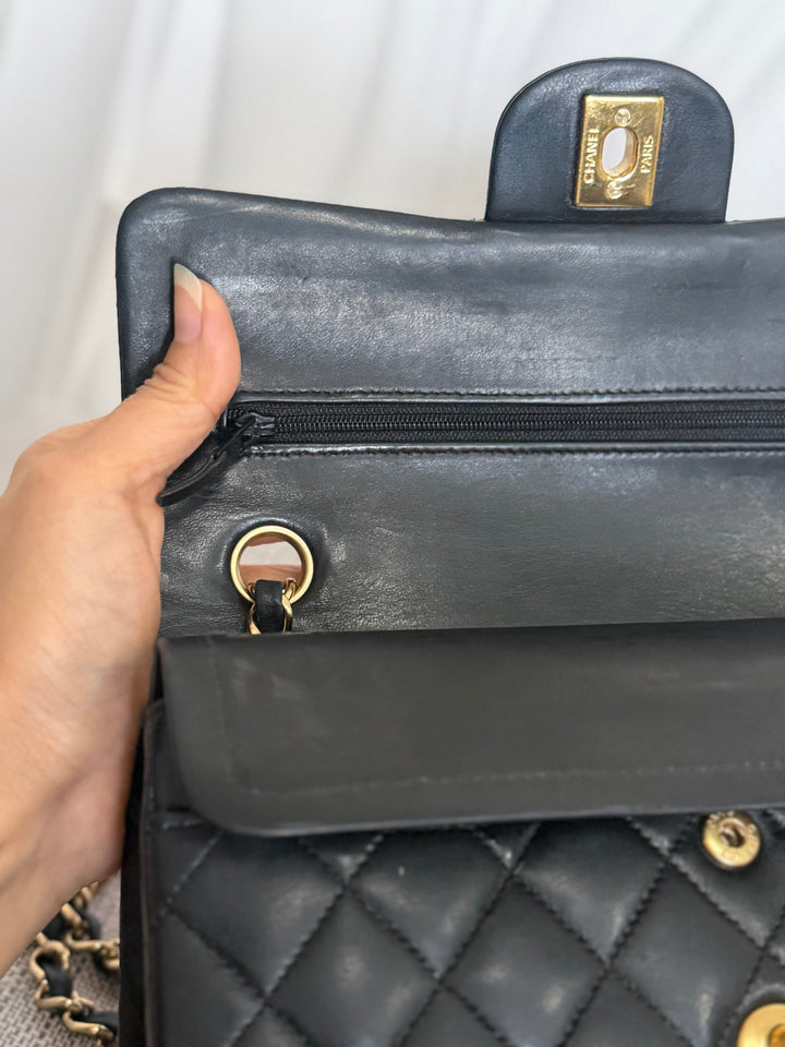 CHANEL series 11 Black Lambskin 24K GHW Vintage Small classic double flap bag 2007/2008