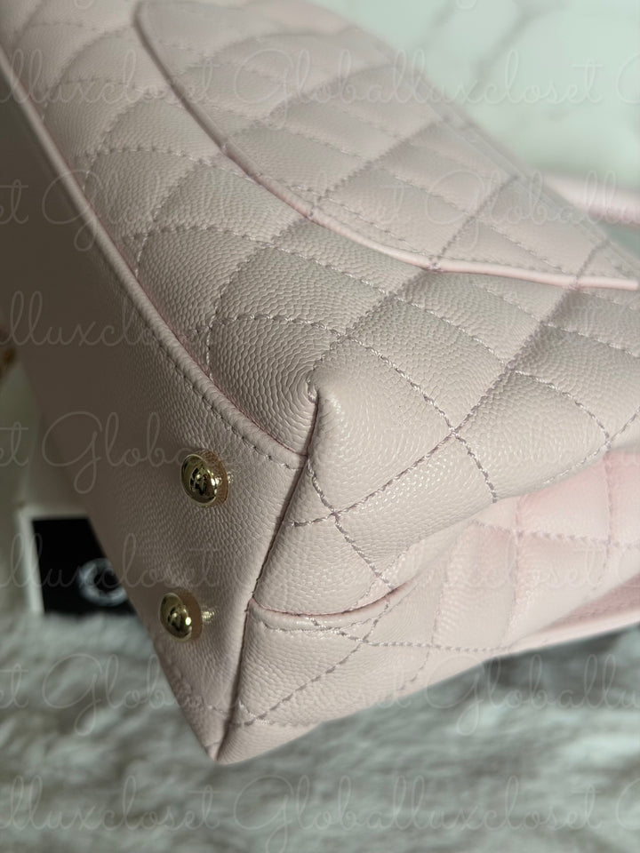CHANEL 22P Light Pink Sakura Caviar LGHW Coco handle Flap Bag With detachable strap size Small 2022
