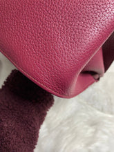Load image into Gallery viewer, Hermes Tosca Clemence leather Jypsiere 28 PHW Stamp N
