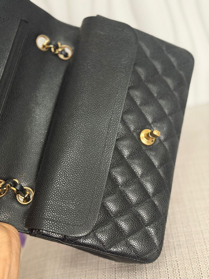 CHANEL Series 24 2017 Black Caviar GHW Medium M/L 11.12 Timeless Classic Double Flap Bag