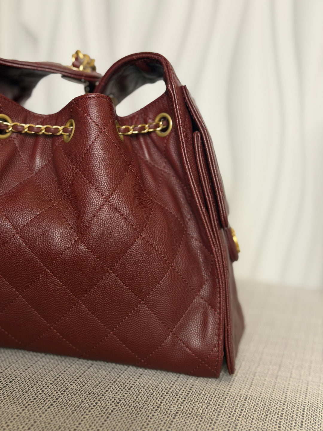 CHANEL 25A Burgundy Caviar Aged GHW 25 Hobo Bag Size SMALL